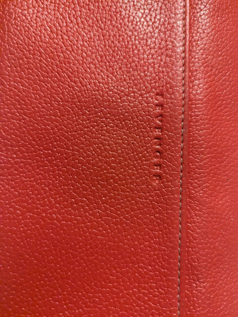 Levenge Women's Red Leather Zip Wallet Clutch - Picture 3 of 4